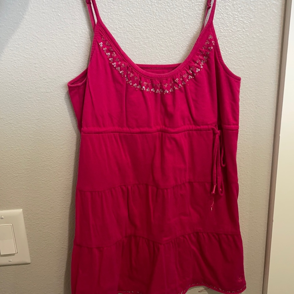 Pink tank top